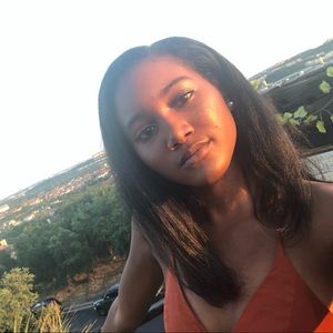 Meet your Posher, Raven